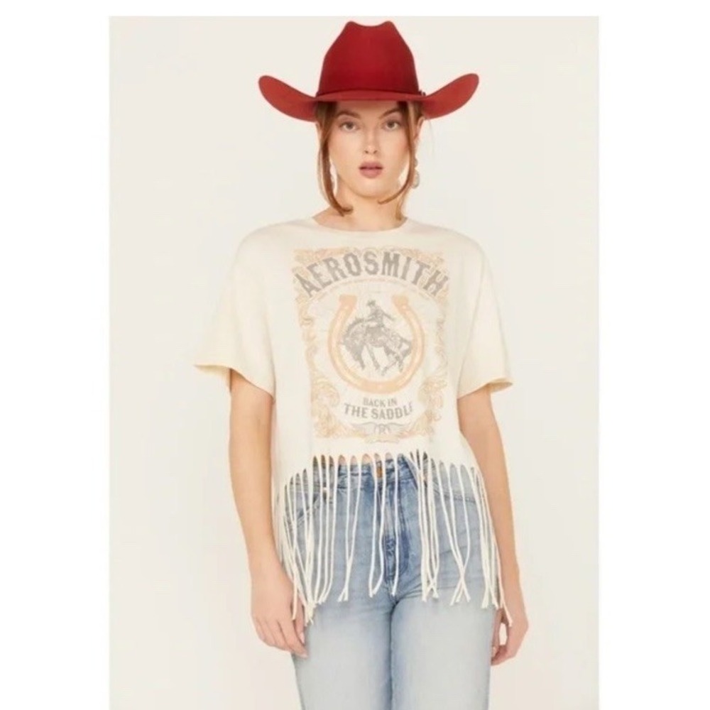 Aerosmith Women Ivory Graphic Band Festival Fringe T-Shirt Size‎ Large